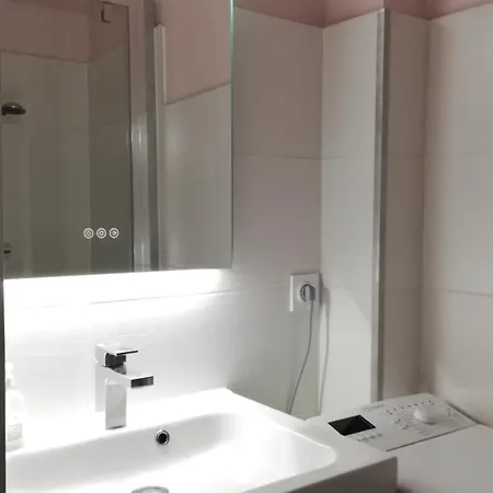 Apartment Climatise Avec Wifi Pres De La - Fr-1-776-118 *