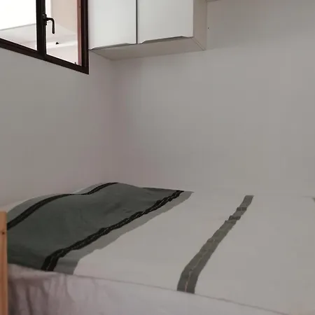 Climatise Avec Wifi Pres De La - Fr-1-776-118 Apartment *